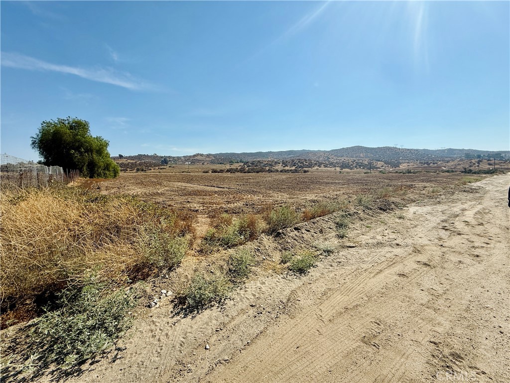 26 Juniper Flats Road Nuevo, CA 92567 - Photo 6 of 23