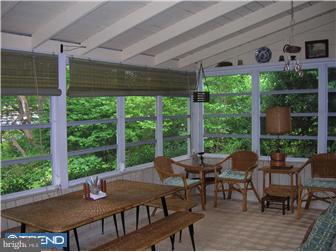 5121 Pontiac Road Drexel Hill, PA 19026 - Photo 11 of 12 Sun Room