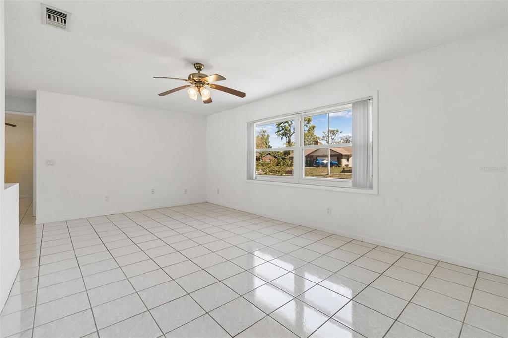 2505 Linden Tree Street Seffner, FL 33584 - Photo 13 of 66