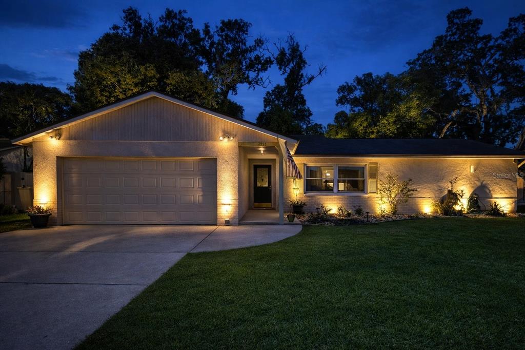 2505 Linden Tree Street Seffner, FL 33584 - Photo 2 of 66