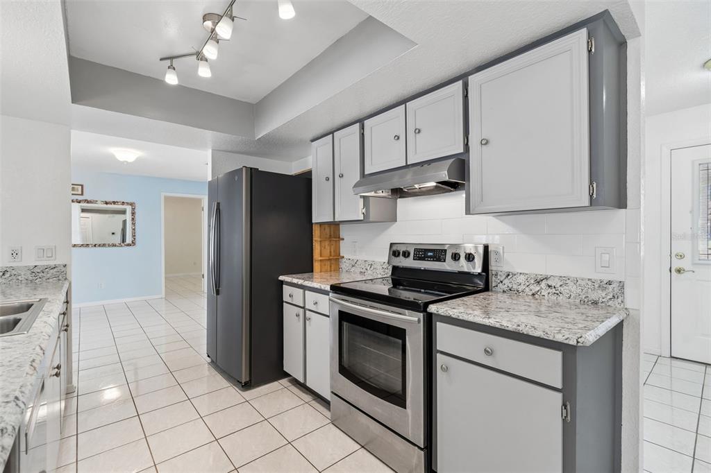 2505 Linden Tree Street Seffner, FL 33584 - Photo 23 of 66