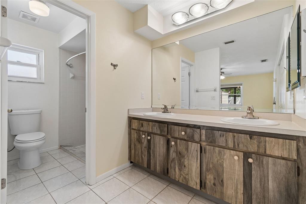 2505 Linden Tree Street Seffner, FL 33584 - Photo 29 of 66