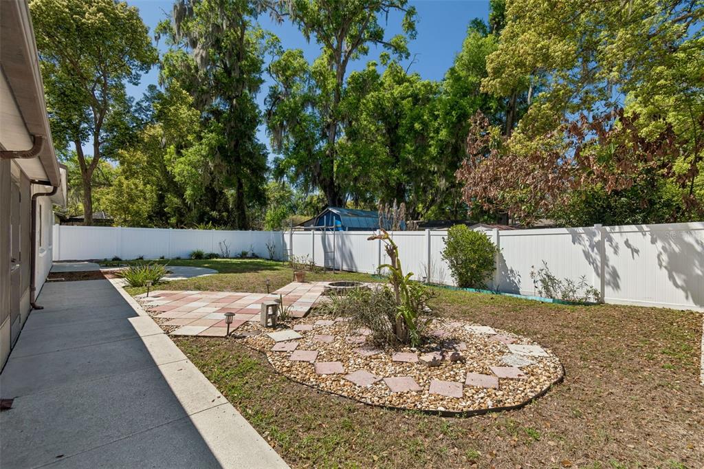 2505 Linden Tree Street Seffner, FL 33584 - Photo 43 of 66