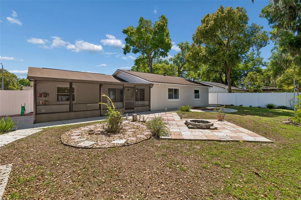 2505 Linden Tree Street Seffner, FL 33584 - Photo 5 of 66