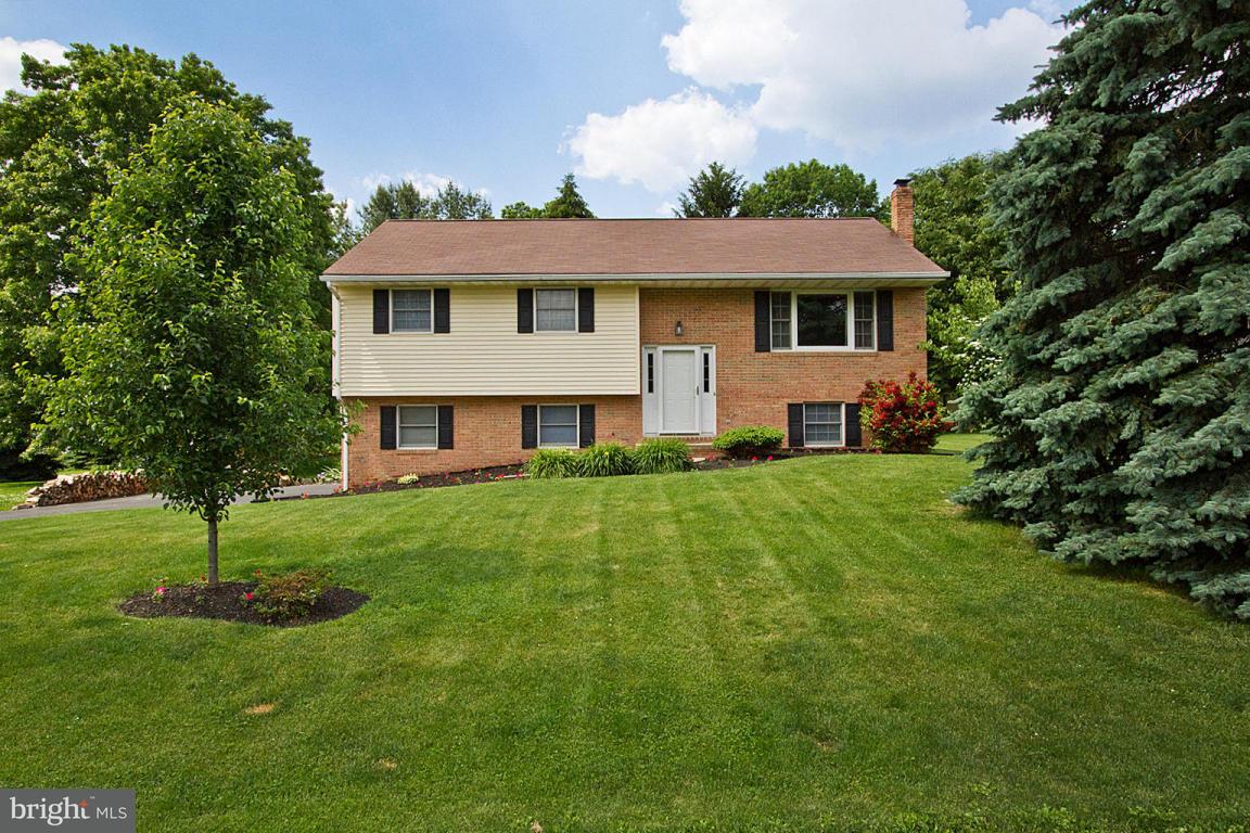 812 Scott Lane Lititz, PA 17543 - Photo 1 of 39 Gallery Image 1