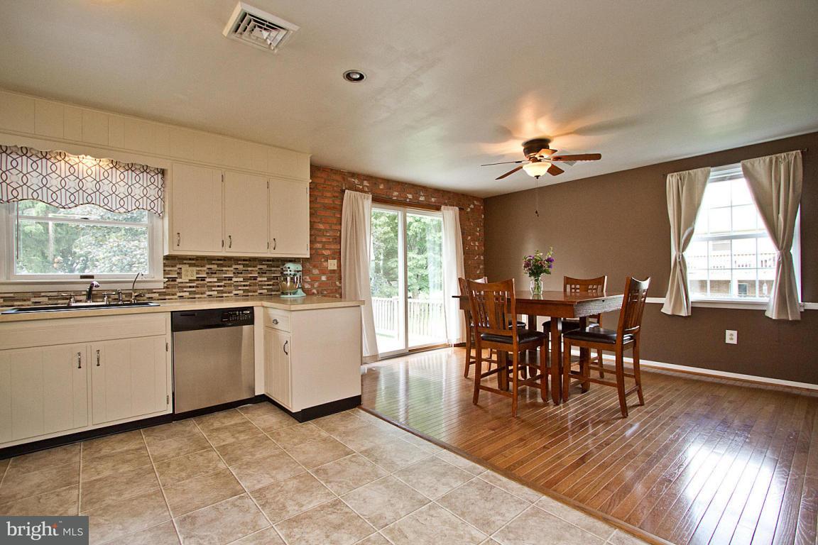 812 Scott Lane Lititz, PA 17543 - Photo 12 of 39 Gallery Image 12