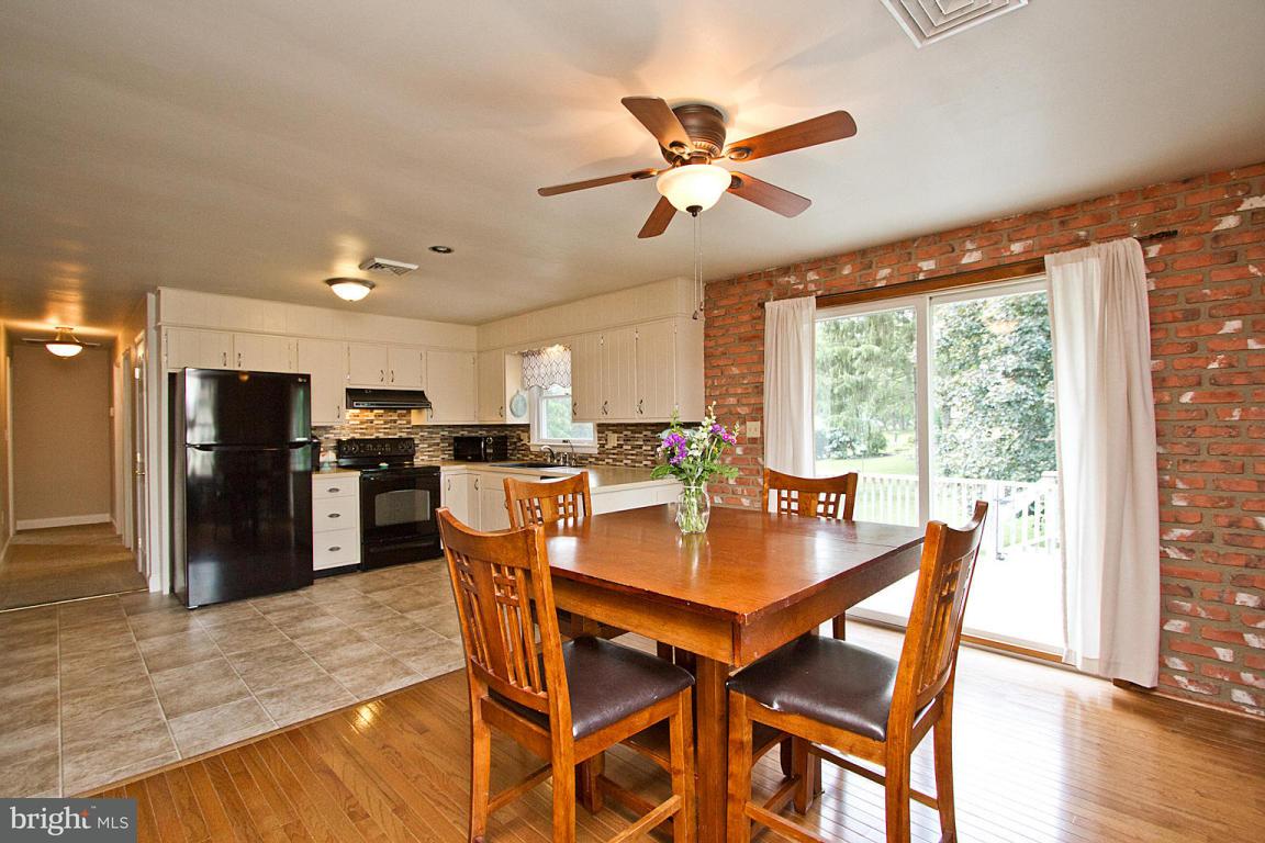 812 Scott Lane Lititz, PA 17543 - Photo 14 of 39 Gallery Image 14