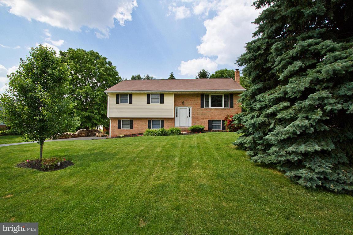 812 Scott Lane Lititz, PA 17543 - Photo 3 of 39 Gallery Image 3