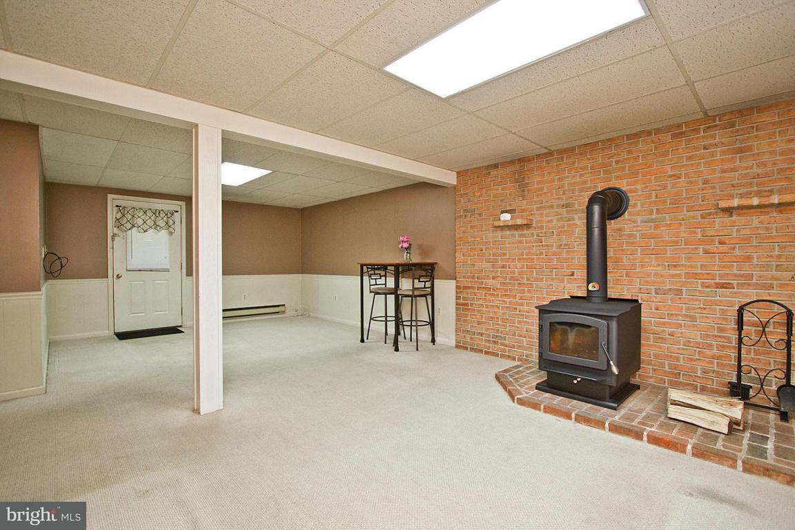 812 Scott Lane Lititz, PA 17543 - Photo 28 of 39 Gallery Image 28