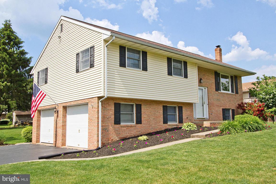 812 Scott Lane Lititz, PA 17543 - Photo 4 of 39 Gallery Image 4