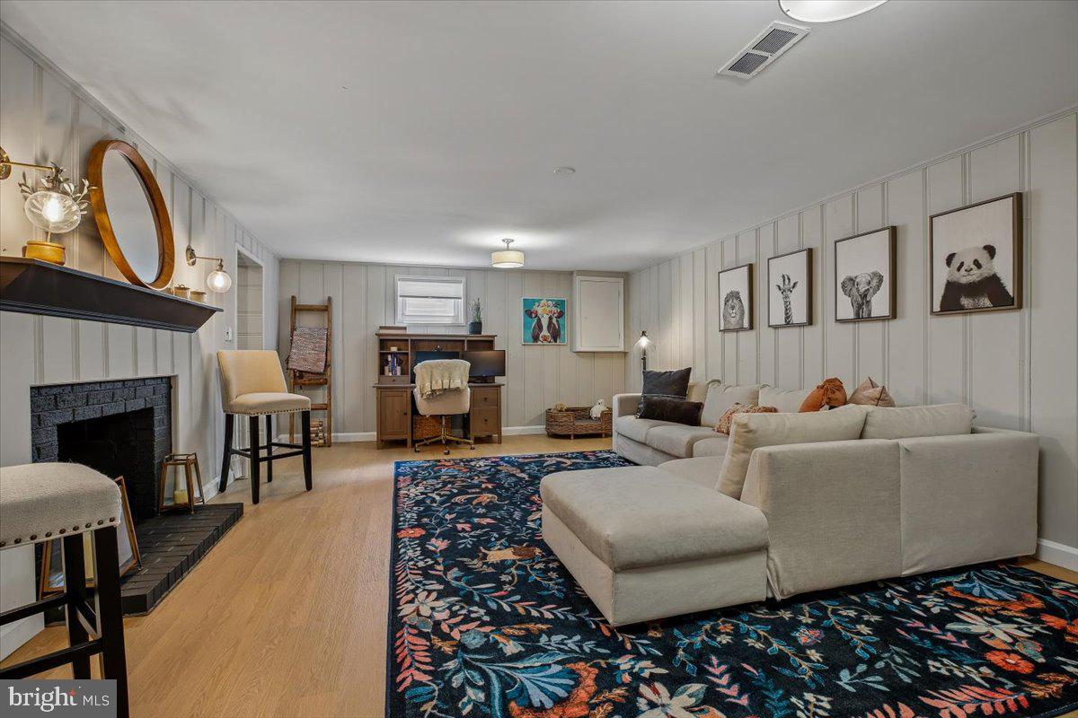 9503 Ocala Street Silver Spring, MD 20901 - Photo 32 of 47 Family Room with Overhead Lighting