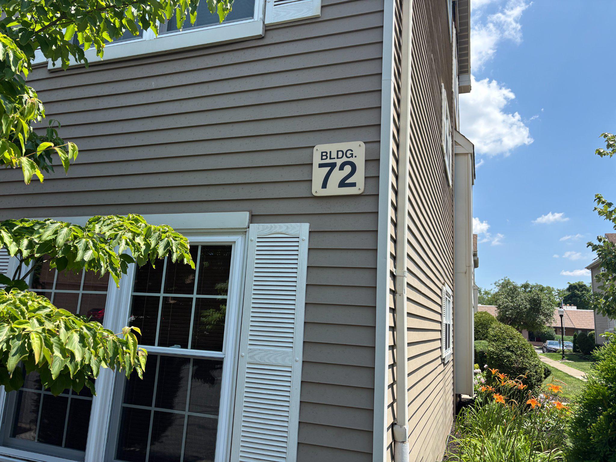 72304 Delaire Landing Road, Unit 304 Philadelphia, PA 19114 - Photo 6 of 56 Charming corner of Building 72