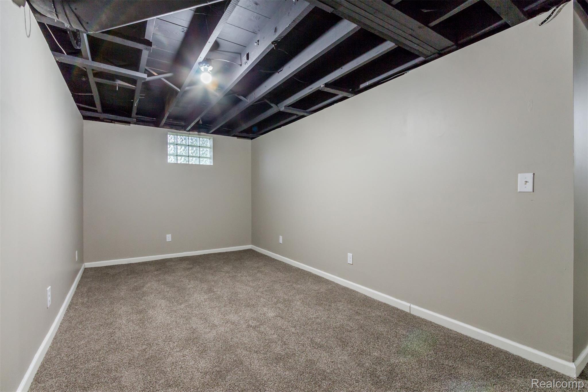 26403 Inkster Road Flat Rock, MI 48134 - Photo 26 of 41 26.jpg