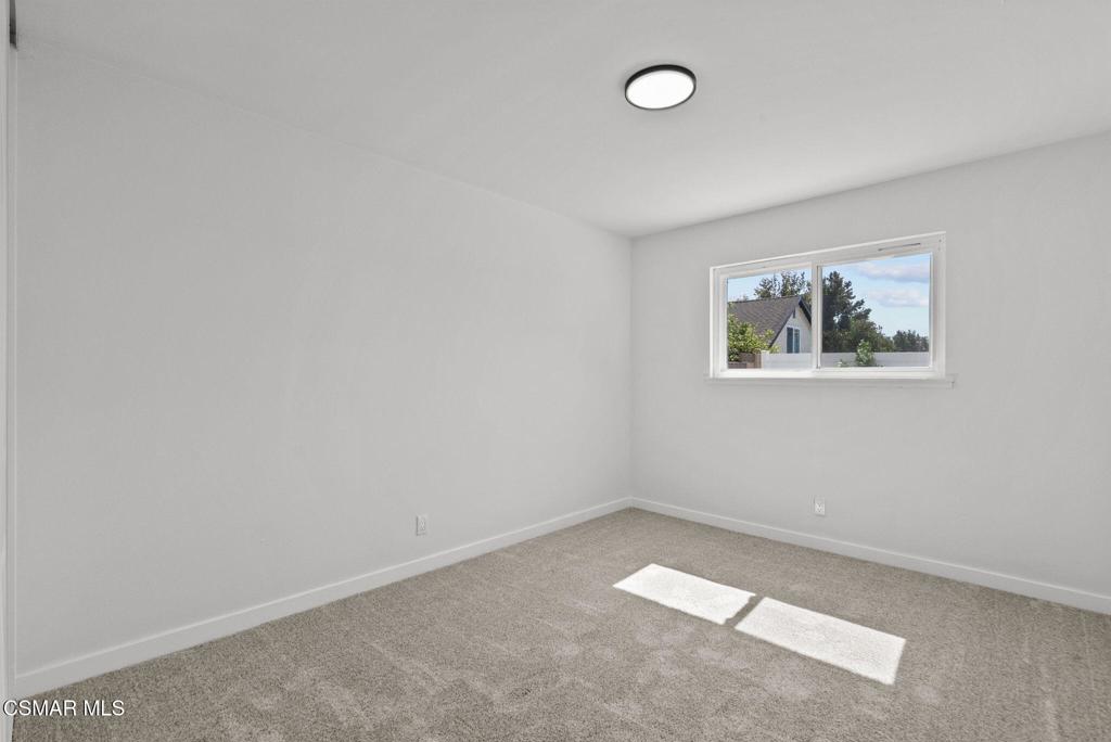 1882 Larch Street Simi Valley, CA 93065 - Photo 19 of 34