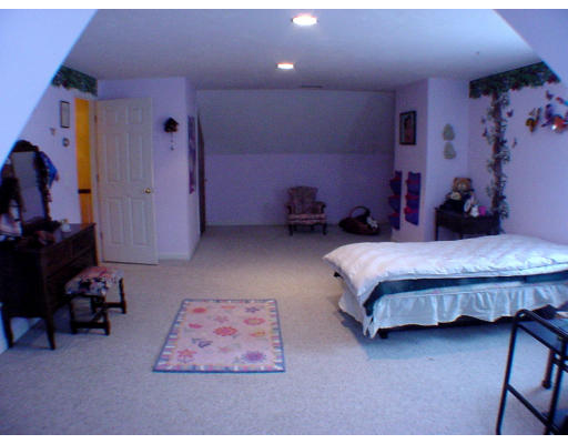 79 Nashoba Road Littleton, MA 01460 - Photo 16 of 20 Gallery Image 16
