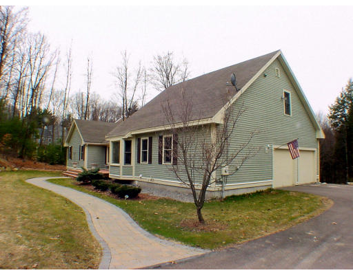 79 Nashoba Road Littleton, MA 01460 - Photo 4 of 20 Gallery Image 4