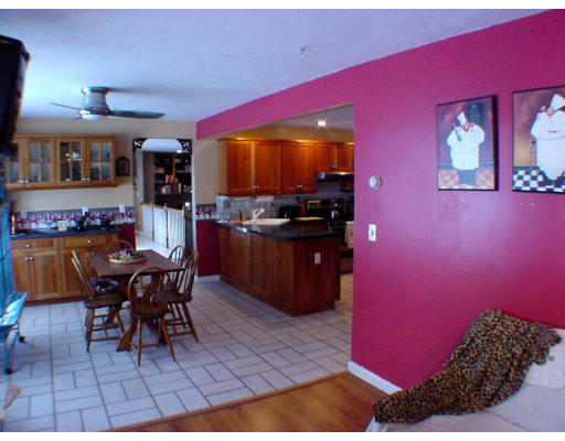 79 Nashoba Road Littleton, MA 01460 - Photo 8 of 20 Gallery Image 8