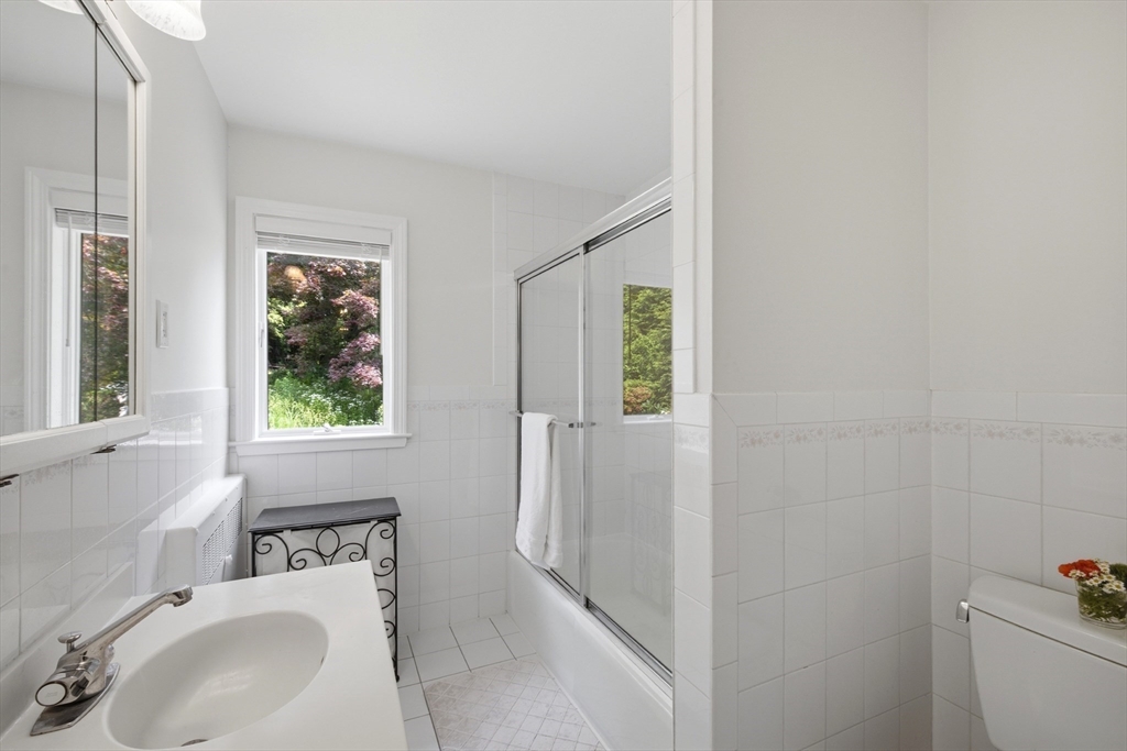 181 Rutledge Road Belmont, MA 02478 - Photo 26 of 40