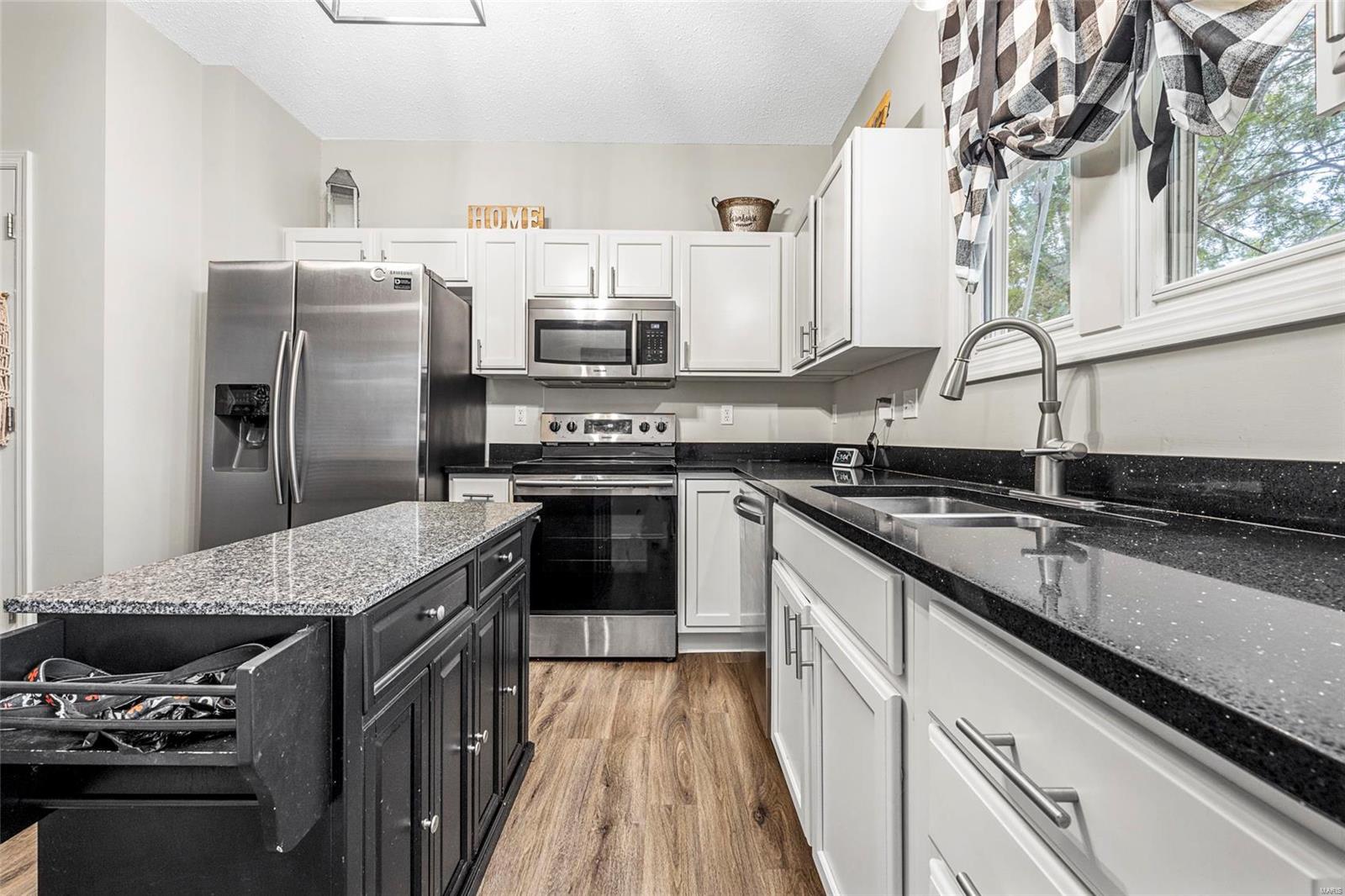 3653 Arpent Street, Unit 4 St. Charles, MO 63301 - Photo 7 of 21