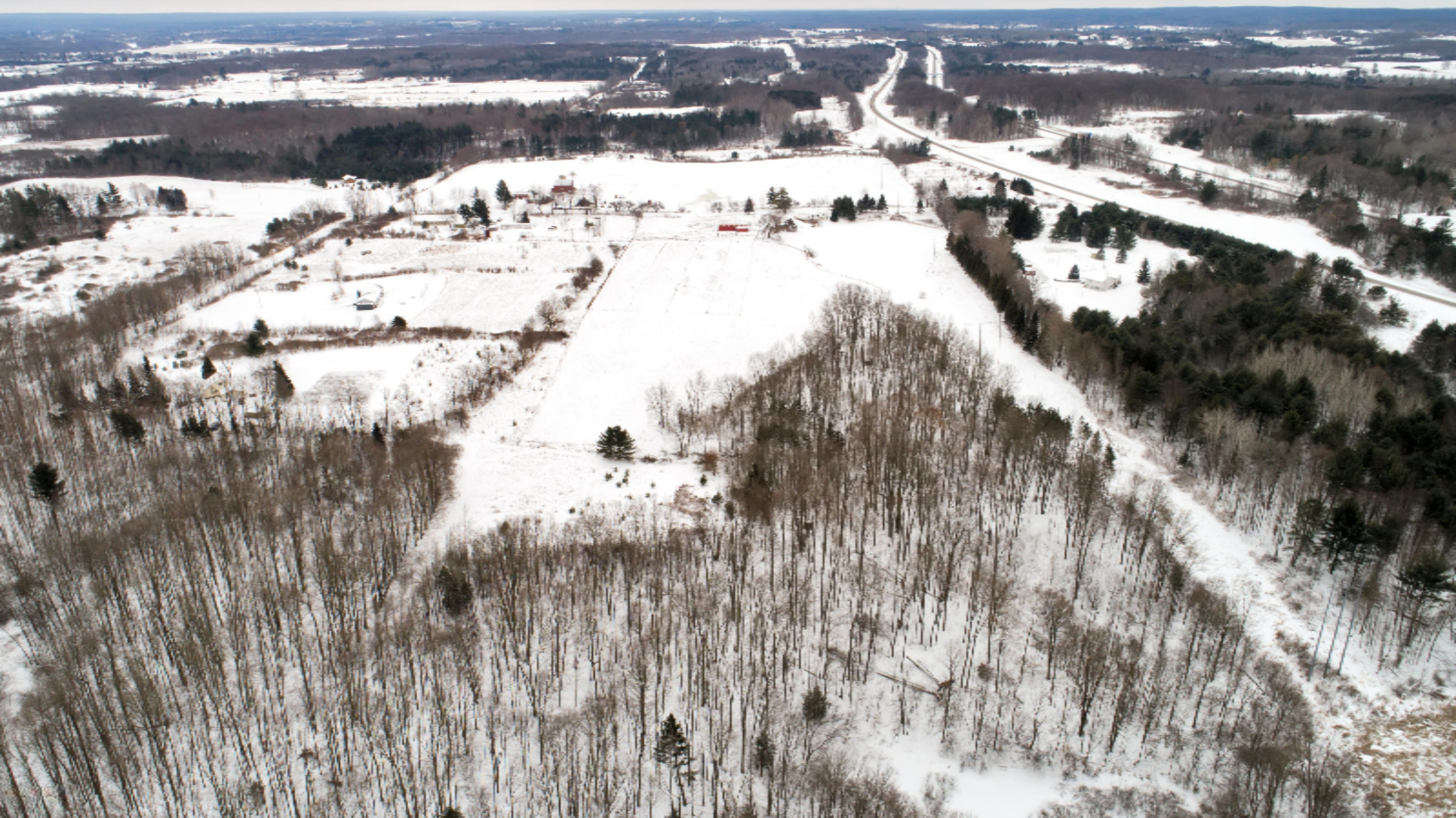 22152 20 Mile Road Paris, MI 49338 - Photo 10 of 67 DJI_0004