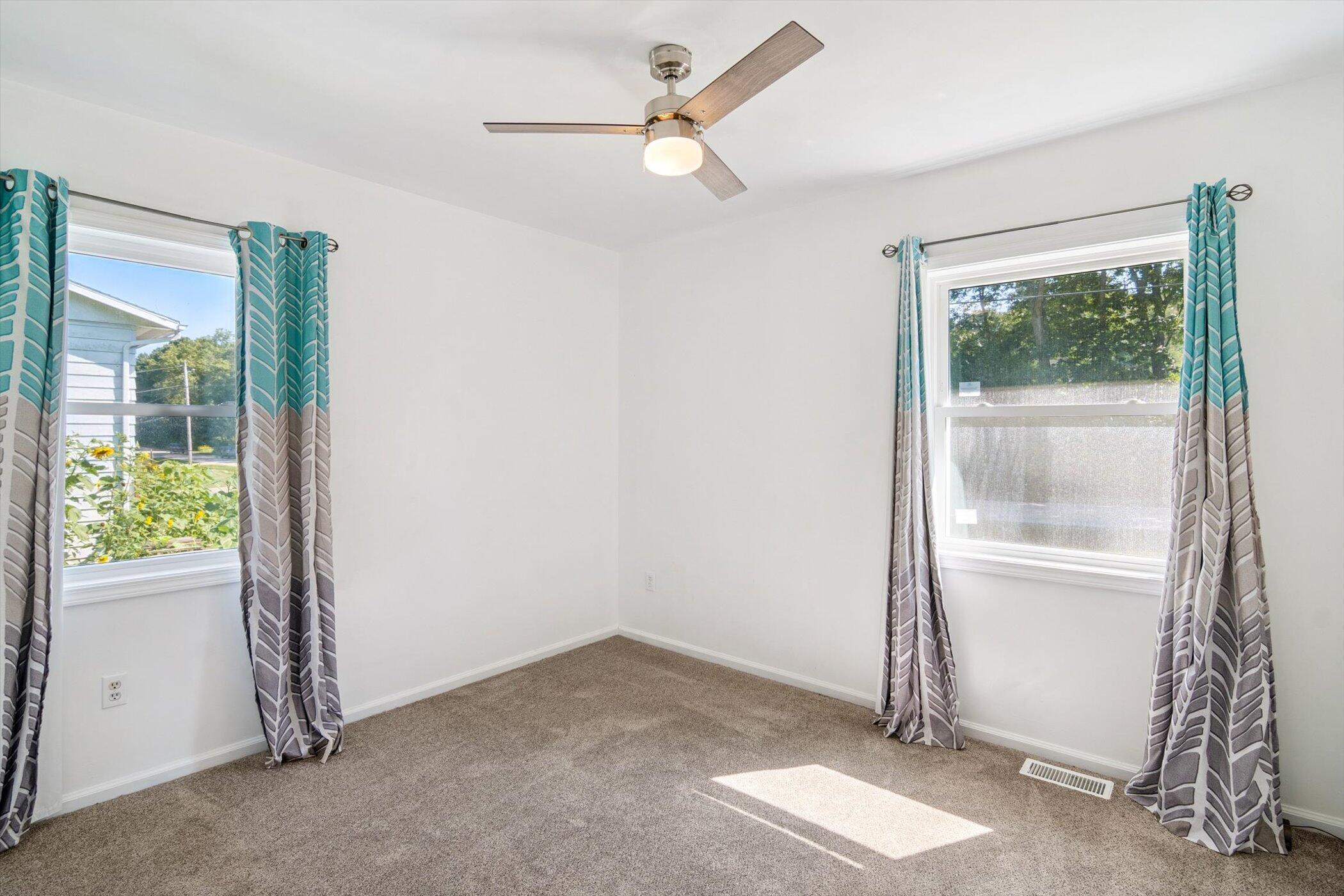 2926 South Sandstone Road Jackson, MI 49201 - Photo 11 of 15 11-2926-S-Sandstone-Rd-Jackson-MI-49201-