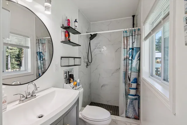 $269,900 | 2926 South Sandstone Road, Jackson, MI 49201