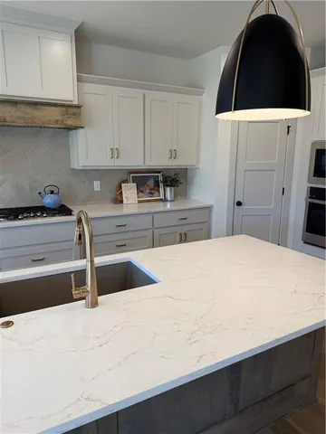 $640,000 | 13541 Northeast 114th Place, Kearney, MO 64060