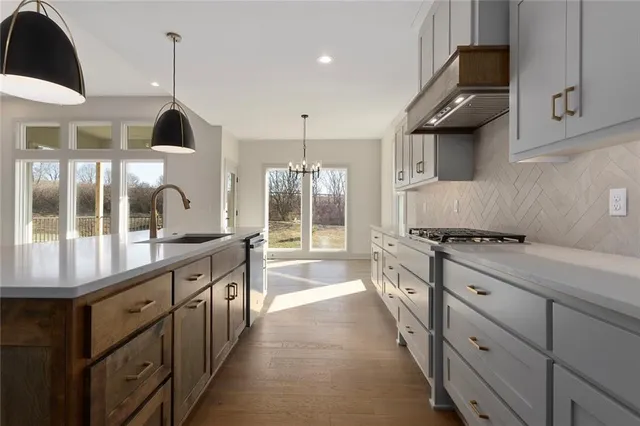 $640,000 | 13541 Northeast 114th Place, Kearney, MO 64060