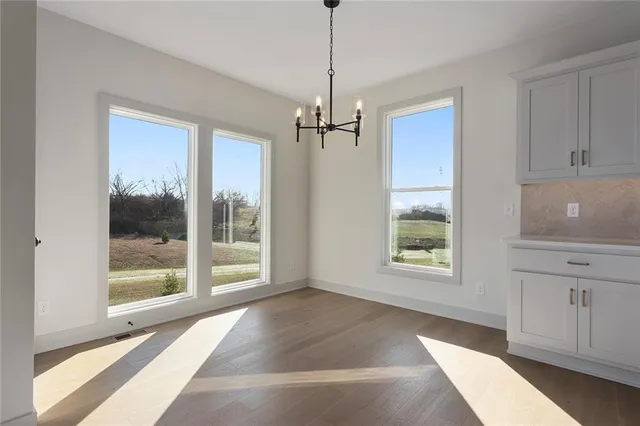 $650,000 | 13541 Northeast 114th Place, Kearney, MO 64060