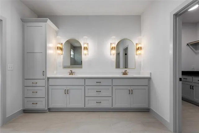 $640,000 | 13541 Northeast 114th Place, Kearney, MO 64060