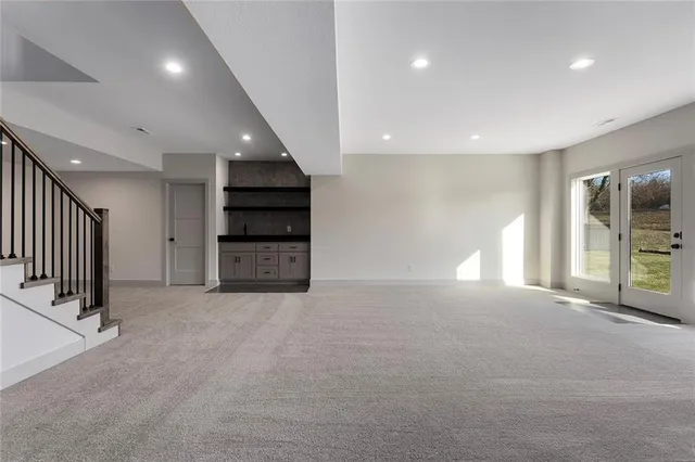 $650,000 | 13541 Northeast 114th Place, Kearney, MO 64060