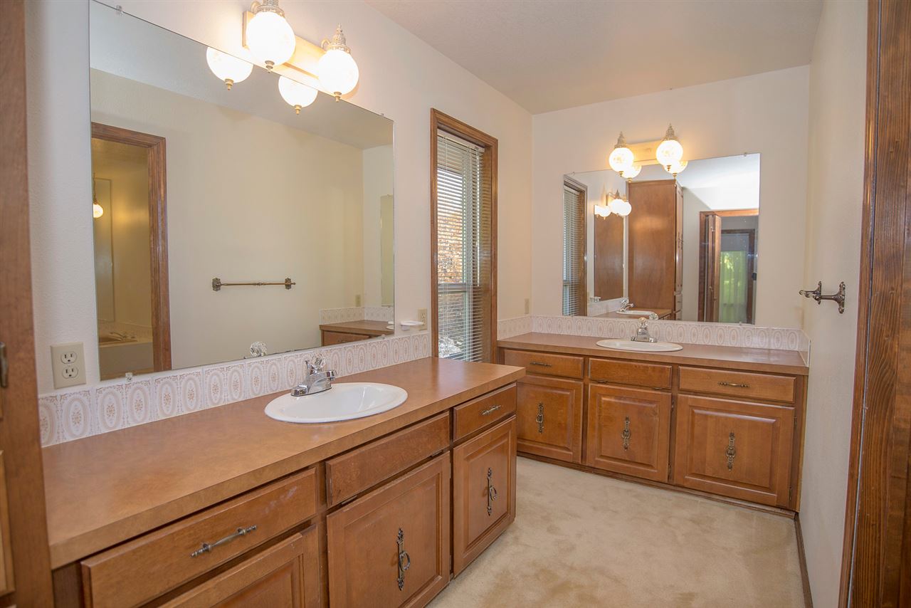 1912 South Conklin Road Spokane Valley, WA 99037 - Photo 11 of 20
