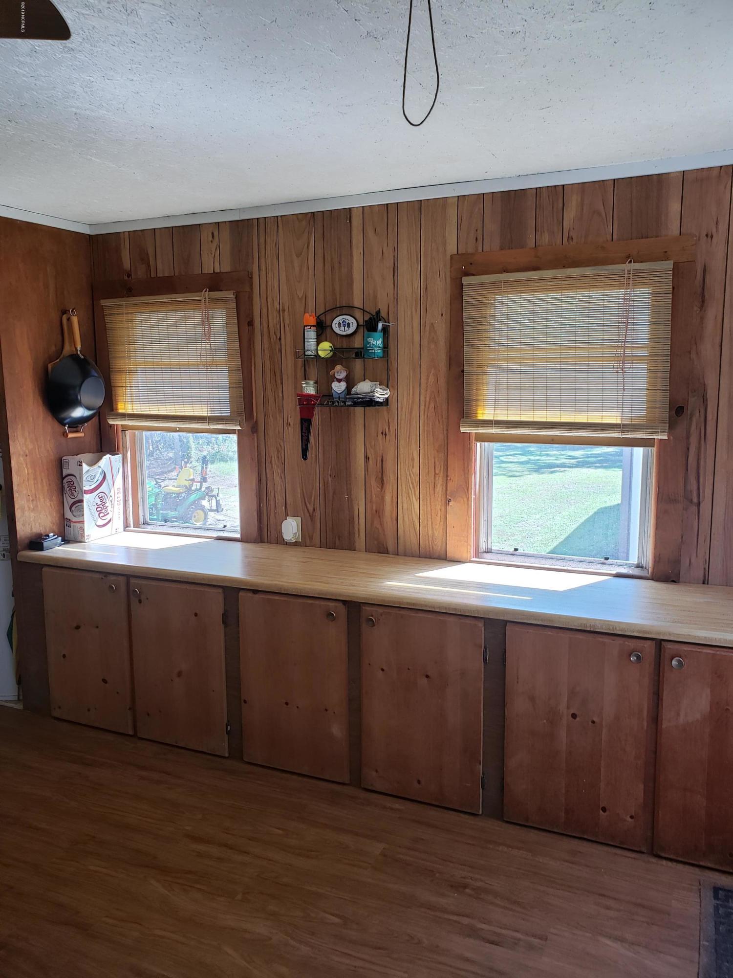 1305 Beulah Road Scranton, NC 27875 - Photo 21 of 29 006laundry mudroom