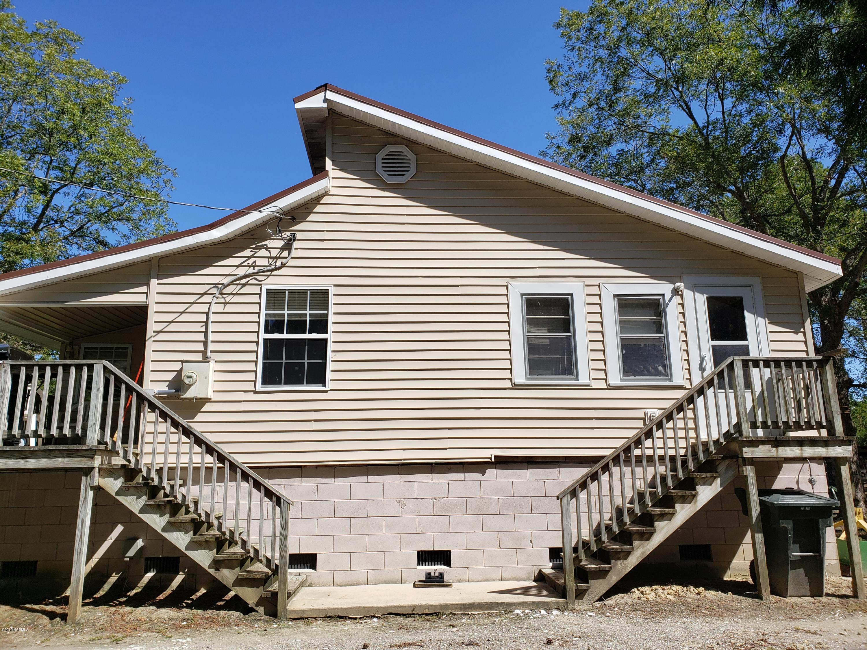 1305 Beulah Road Scranton, NC 27875 - Photo 8 of 29 002side entrance