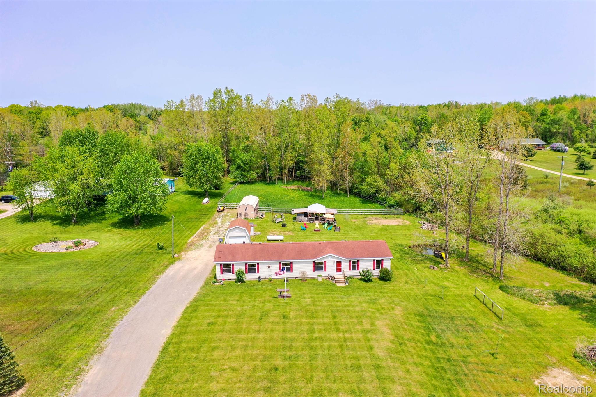 49 Elmwood Road Fostoria, MI 48435 - Photo 10 of 60 Gallery Image 10