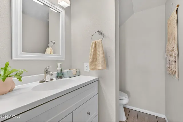 $215,000 | 6017 West Golden Lane, Glendale, AZ 85302