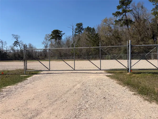 $699,000 | 1651 Highway 59, Cleveland, TX 77328