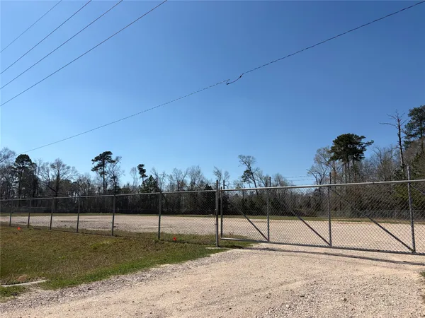 $699,000 | 1651 Highway 59, Cleveland, TX 77328