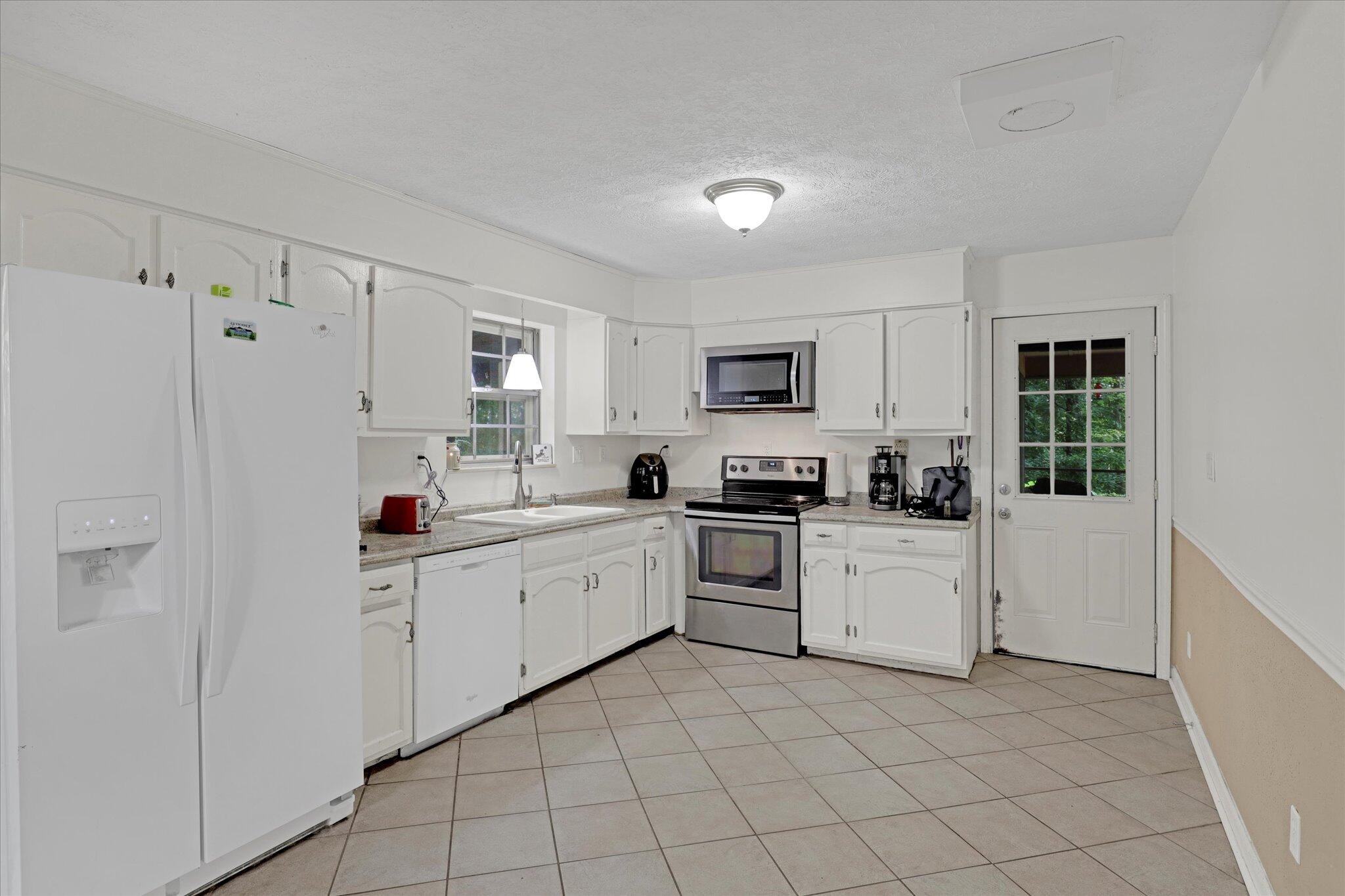 111 Wood Ridge Lane Oak Ridge, TN 37830 - Photo 5 of 27 Gallery Image 5