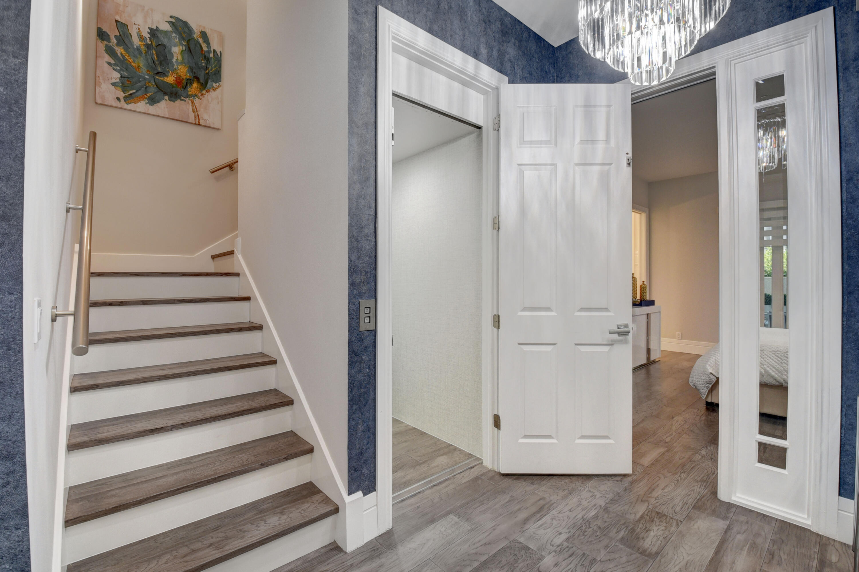 921 Osceola Drive, Unit 4 Boca Raton, FL 33432 - Photo 18 of 46 a view of an entryway with staircase