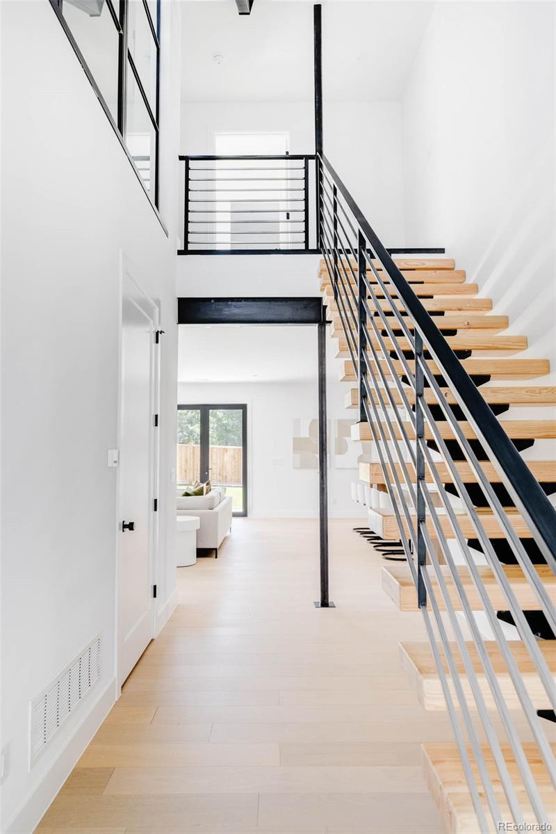 2136 Perry Street Denver, CO 80212 - Photo 4 of 40