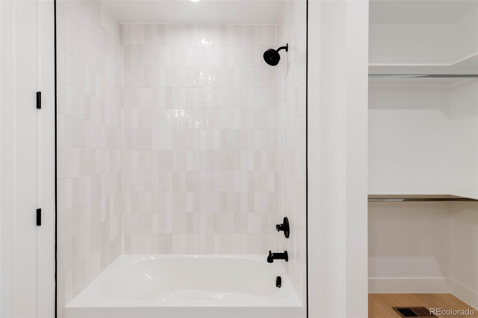 2136 Perry Street Denver, CO 80212 - Photo 7 of 40