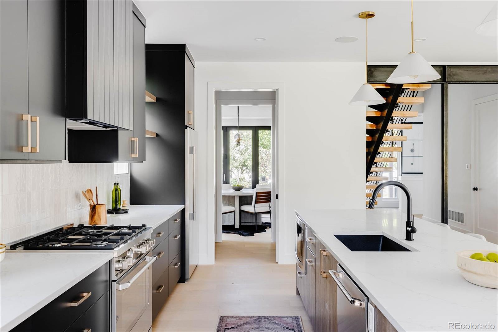 2136 Perry Street Denver, CO 80212 - Photo 10 of 40