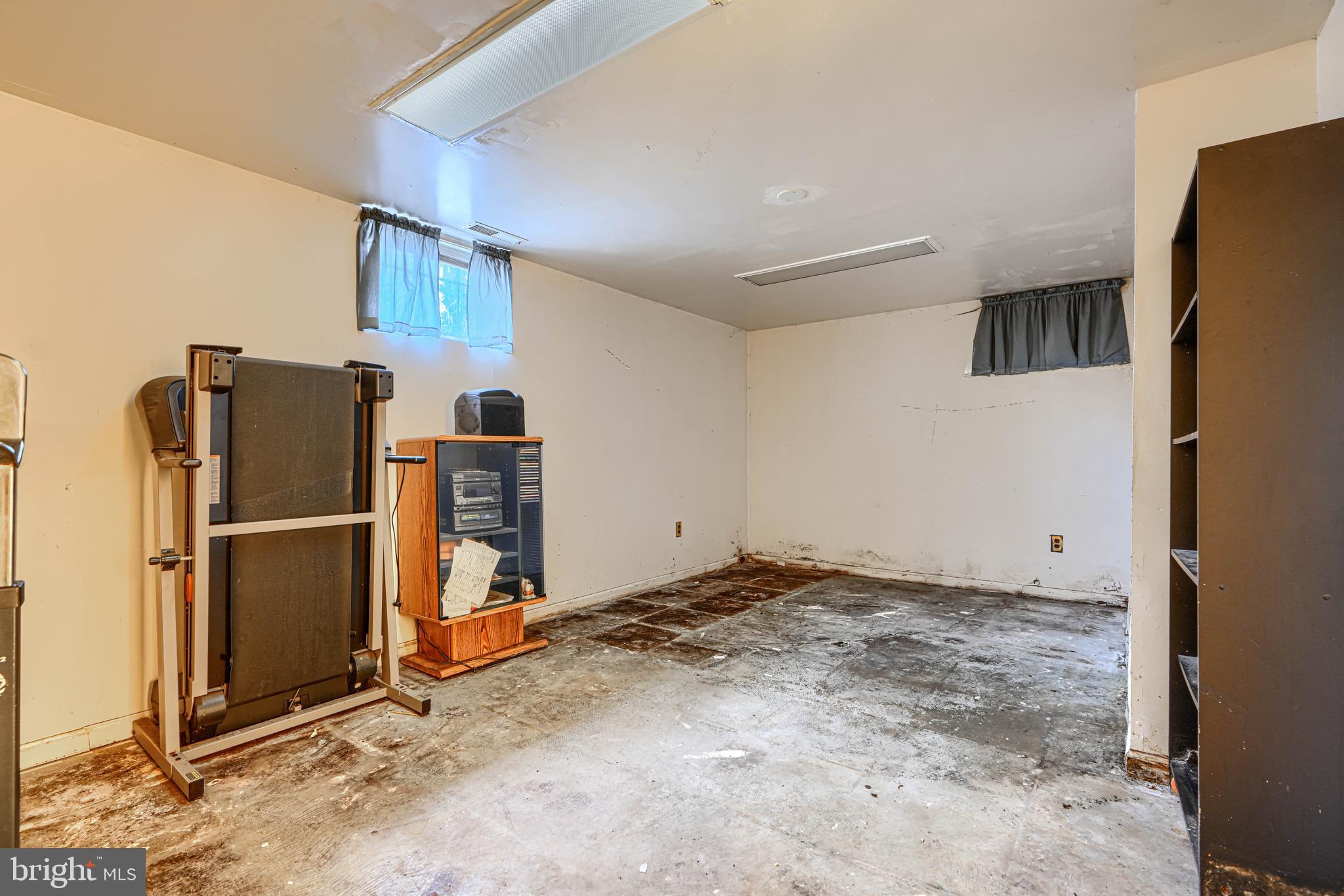6908 Drylog Street Capitol Heights, MD 20743 - Photo 27 of 38 a view of a refrigerator in kitchen and a refrigerator