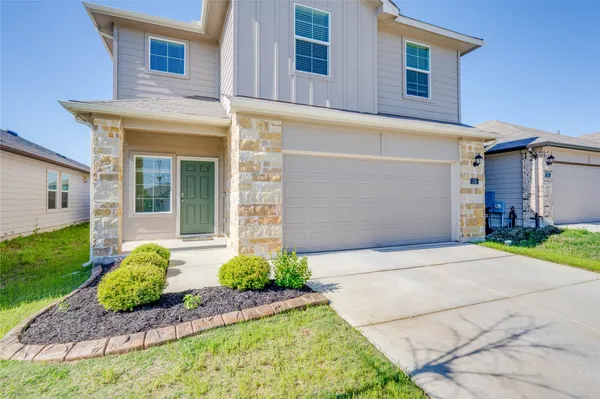 $1,800 | 216 Skipping Stone Lane, San Marcos, TX 78666