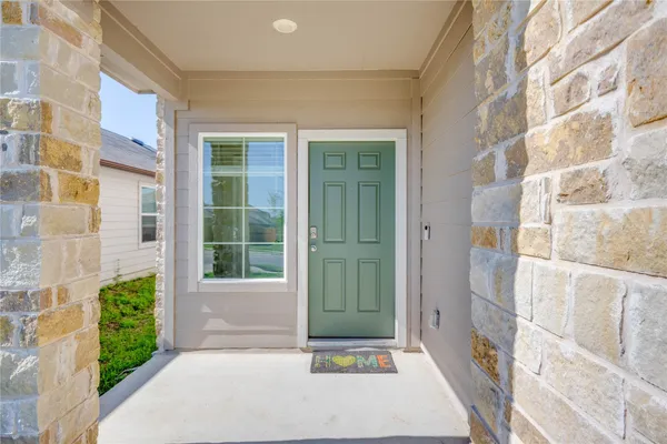 $1,800 | 216 Skipping Stone Lane, San Marcos, TX 78666