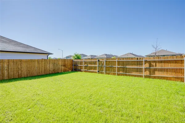 $1,800 | 216 Skipping Stone Lane, San Marcos, TX 78666