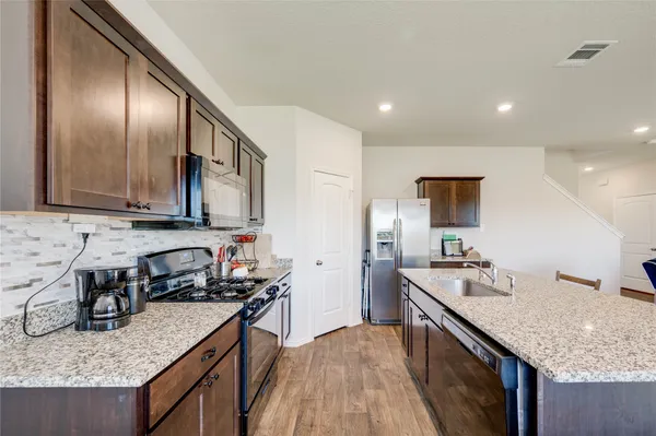 $1,800 | 216 Skipping Stone Lane, San Marcos, TX 78666