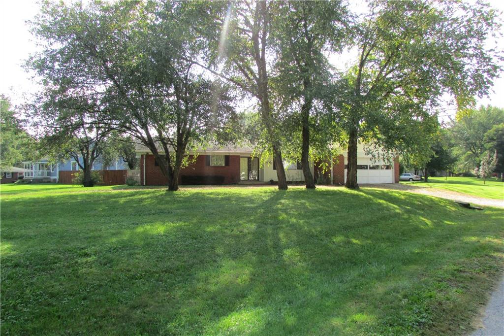 405 West Thompson Road Indianapolis, IN 46217 - Photo 22 of 24 Gallery Image 22