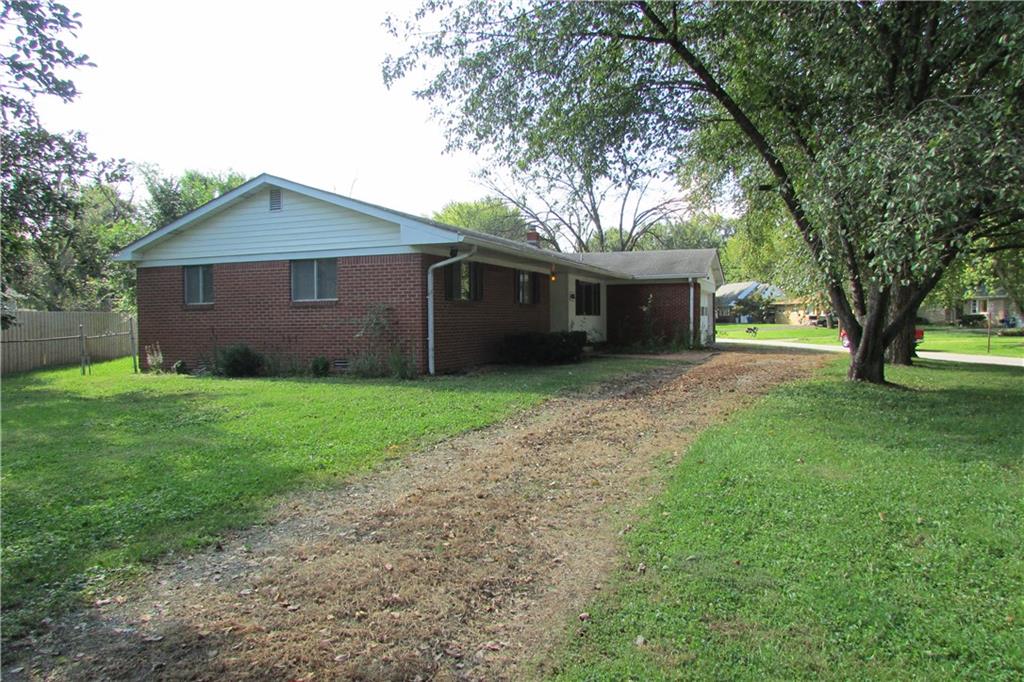 405 West Thompson Road Indianapolis, IN 46217 - Photo 24 of 24 Gallery Image 24